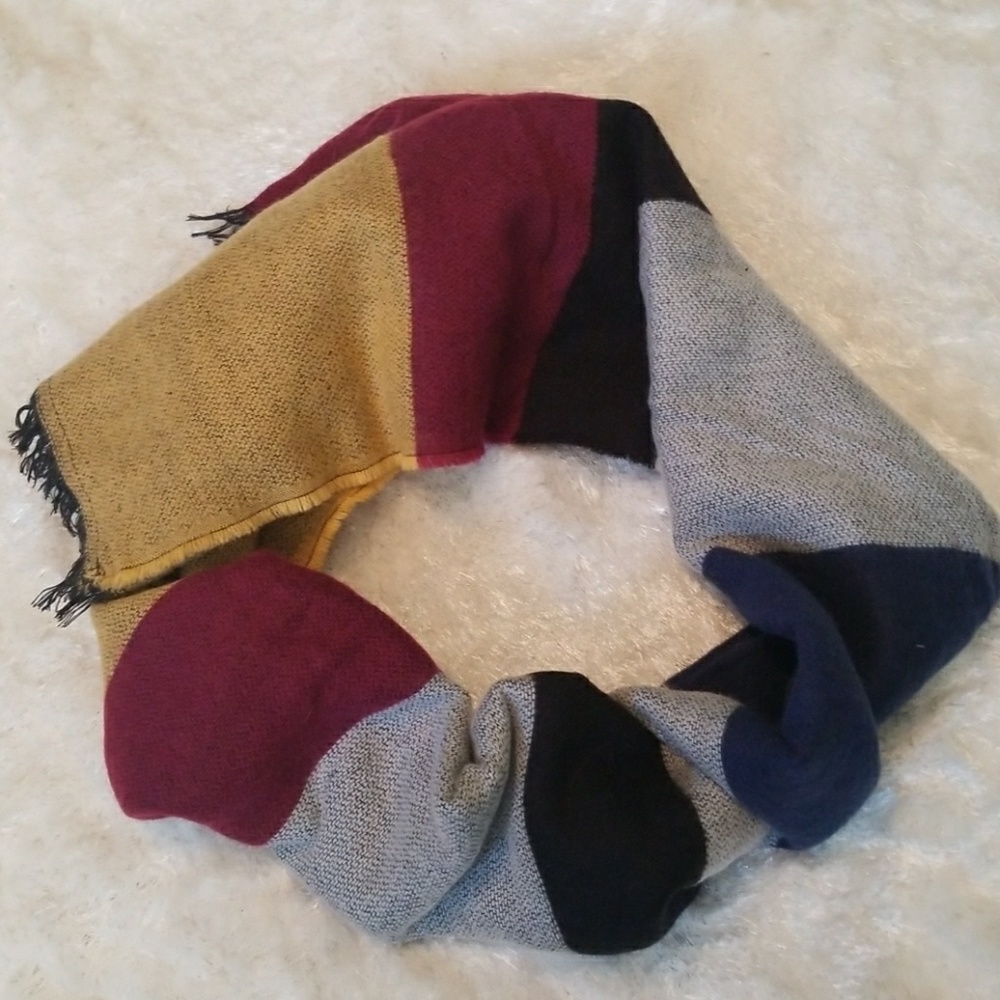 Scarf! - Picture 2 of 2